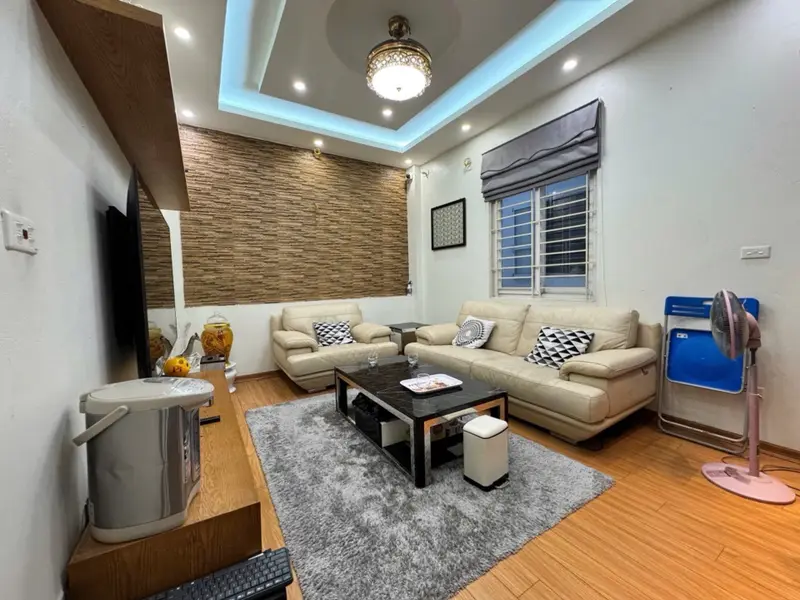 Nhà lô góc 2 mặt thoáng Nguyễn Văn Cừ, ô tô đỗ cửa, tặng nội thất... Bán nhà riêng tại Bồ Đề, Hà Nội 01