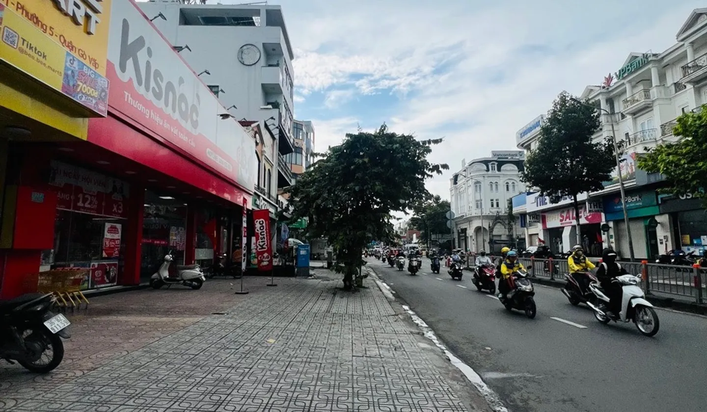 Bán nhà mặt tiền Phan Văn Trị, 5 tầng, diện tích 63m² tại quận trung tâm, giá 36 tỷ... Bán nhà mặt phố tại An Nhơn, Hồ Chí Minh 01