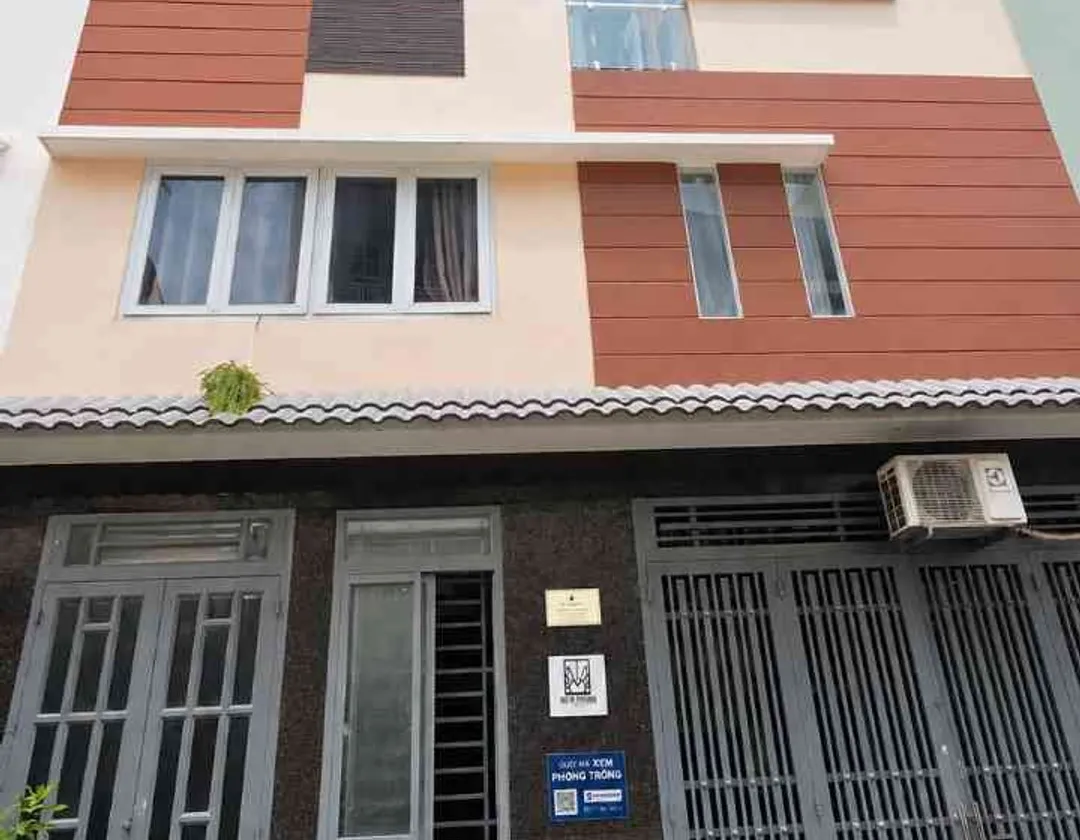 Nhà 5 tầng hiện đại rộng rãi ngay Phan Đăng Lưu, giá cực tốt... Bán nhà riêng tại Đức Nhuận, Hồ Chí Minh 01