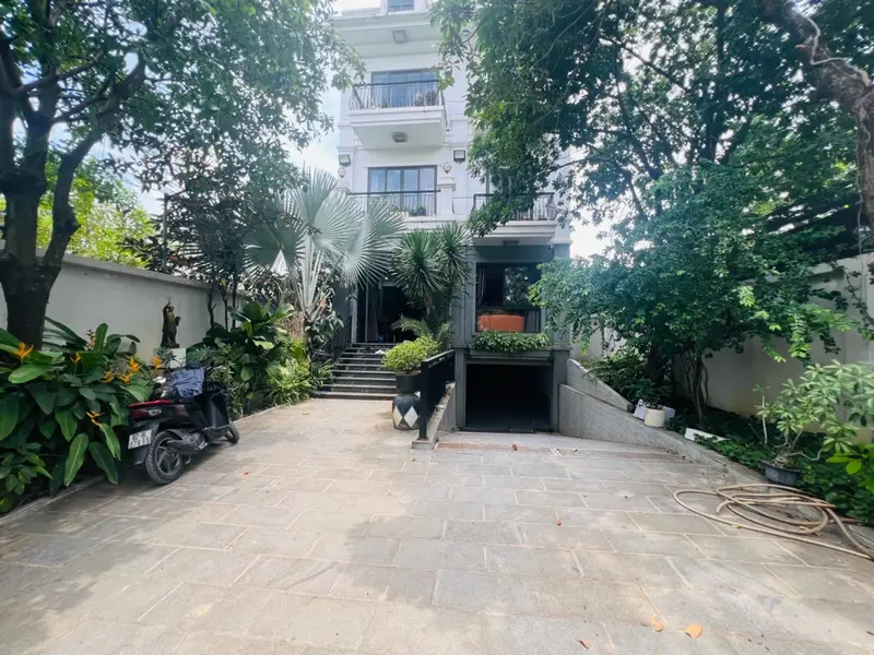 Biệt thự đẳng cấp mặt phố view sông, rộng 354m2, cơ hội hiếm có tại trung tâm... Bán nhà mặt phố tại Thới An, Hồ Chí Minh 01