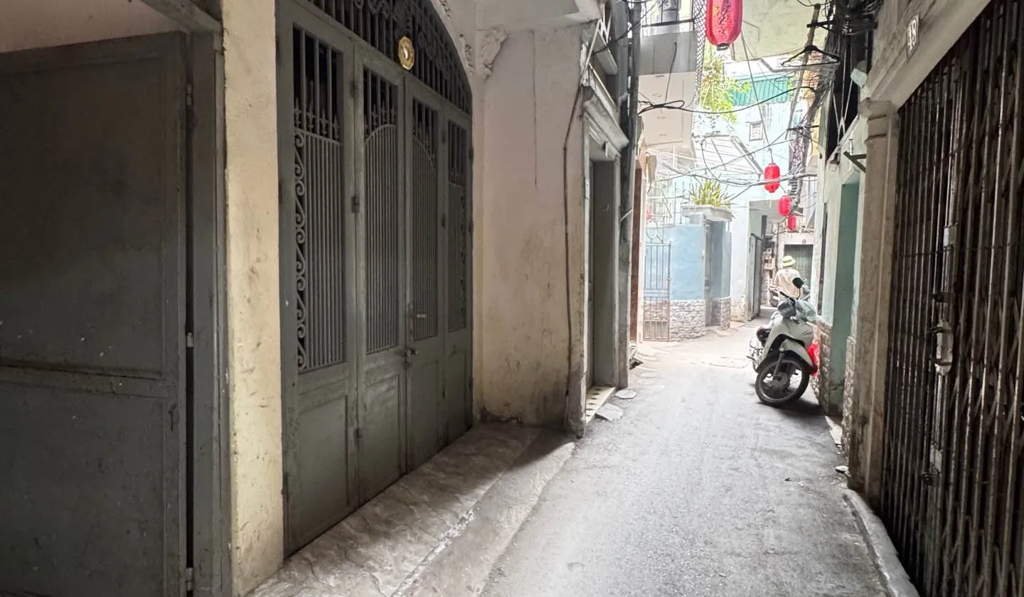 CỬA HÀNG KINH DOANH BIA HƠI-NẰM NGAY MẶT NGÕ-KHÂM THIÊN-SỔ 46m... Bán nhà riêng tại Văn Miếu - Quốc Tử Giám, Hà Nội 01