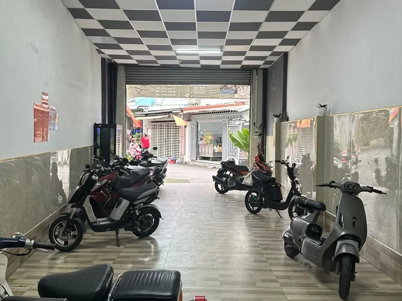 🚨🔥 HÀNG KHỦNG TRUNG MỸ TÂY – 329M² FULL THỔ CƯ – TẶNG NGUYÊN CLB BIDA ĐANG KINH DOANH! 🔥🚨... Bán nhà riêng tại Trung Mỹ Tây, Hồ Chí Minh 01