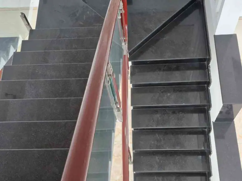 Nhà 2 tầng kiên cố diện tích 100m², xe 7 chỗ vào sân tại nhà 5.3 t.ỷ... Bán nhà riêng tại Dĩ An, Hồ Chí Minh 01