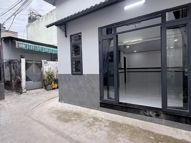 Nhà 2 tầng nở hậu, vị trí đẹp tại phường Trung Mỹ Tây - cơ hội đầu tư hiếm có... Bán nhà riêng tại Trung Mỹ Tây, Hồ Chí Minh 01