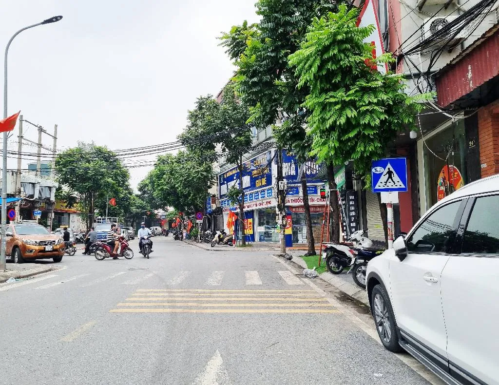 Bán nhà mặt phố tại Thịnh Liệt, ngõ rộng 4 làn ô tô, 4 tầng, diện tích 82m2... Bán nhà mặt phố tại Phương Liệt, Hà Nội 01