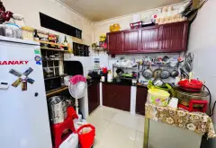 Nhà nằm trong trung tâm quận, không gian thoáng tiện trồng cây xanh.... Bán nhà riêng tại Tân Định, Hồ Chí Minh 03