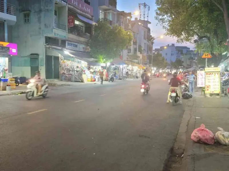 Bán nhà mặt phố 2 tầng mặt tiền 5m tại Hoàng Hoa Thám Bình Thạnh... Bán nhà mặt phố tại Bình Lợi Trung, Hồ Chí Minh 01