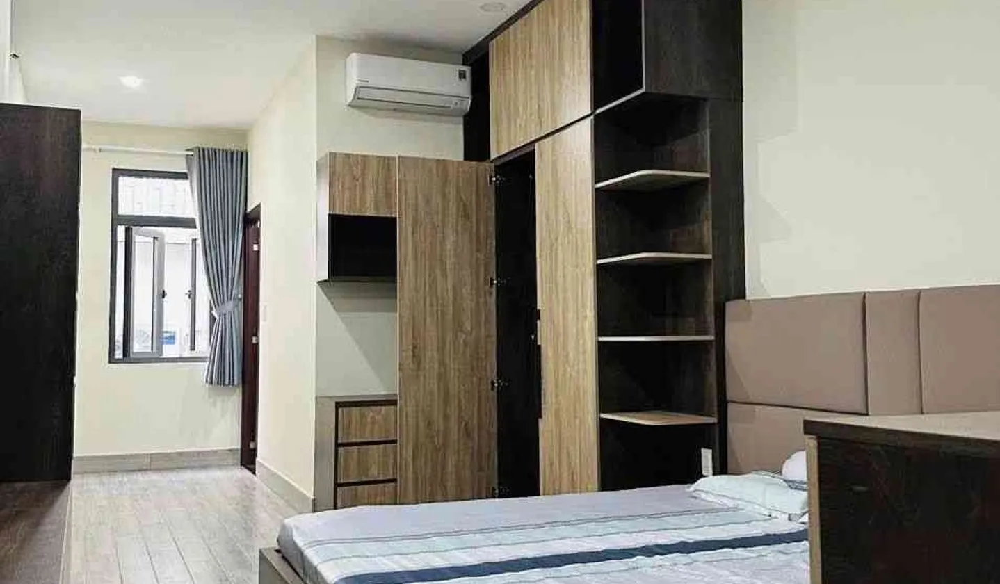 Nhà riêng 5 tầng thuận tiện kinh doanh tại quận trung tâm với 7 phòng ngủ... Bán nhà riêng tại Diên Hồng, Hồ Chí Minh 01