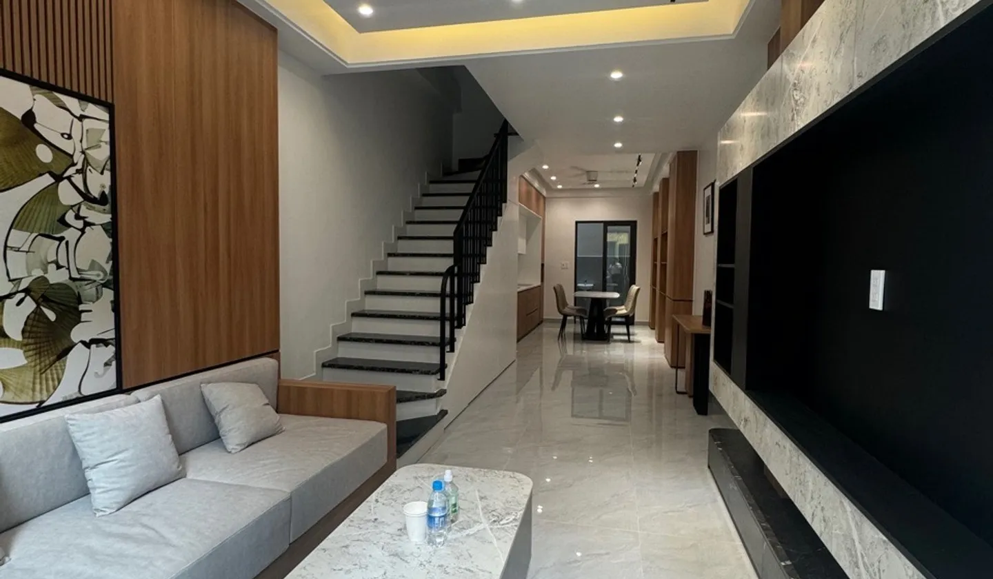 Cơ hội sở hữu nhà riêng vị trí vàng giữa trung tâm sầm uất... Bán nhà riêng tại Ngô Quyền, Hải Phòng 01
