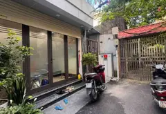 🏡 CĂN NHÀ GIA THỤY – LONG BIÊN – THANG MÁY – FULL NỘI THẤT – GIÁ TỐT NHẤT KHU VỰC
✨ Diện tích 42/... Bán nhà riêng tại Bồ Đề, Hà Nội 01