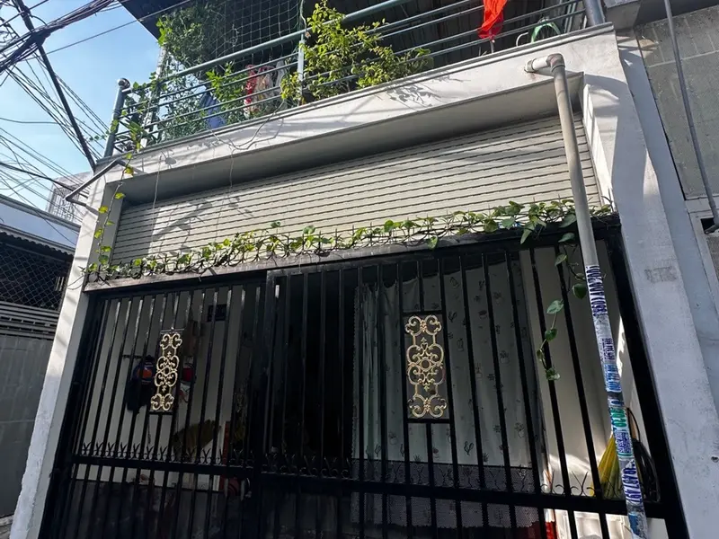 🍍🆘CHỈ 2,2 TỶ CÓ NHÀ DIỆN TÍCH TO 4,3M x 15M NGAY HT45- LÊ VĂN KHƯƠNG Q12- 2 TẦNG-ĐANG CHO THUÊ... Bán nhà riêng tại Tân Thới Hiệp, Hồ Chí Minh 01