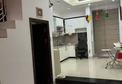 Nhà đẹp trung tâm Quận 10, hẻm xe hơi, 5 phòng ngủ rộng rãi... Bán nhà riêng tại Diên Hồng, Hồ Chí Minh 10