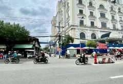Nhà 2 tầng 150m2 mặt tiền 5m tại Bình Trị Đông, giá 9,5 tỷ... Bán owner_side tại Bình Trị Đông, Hồ Chí Minh 06