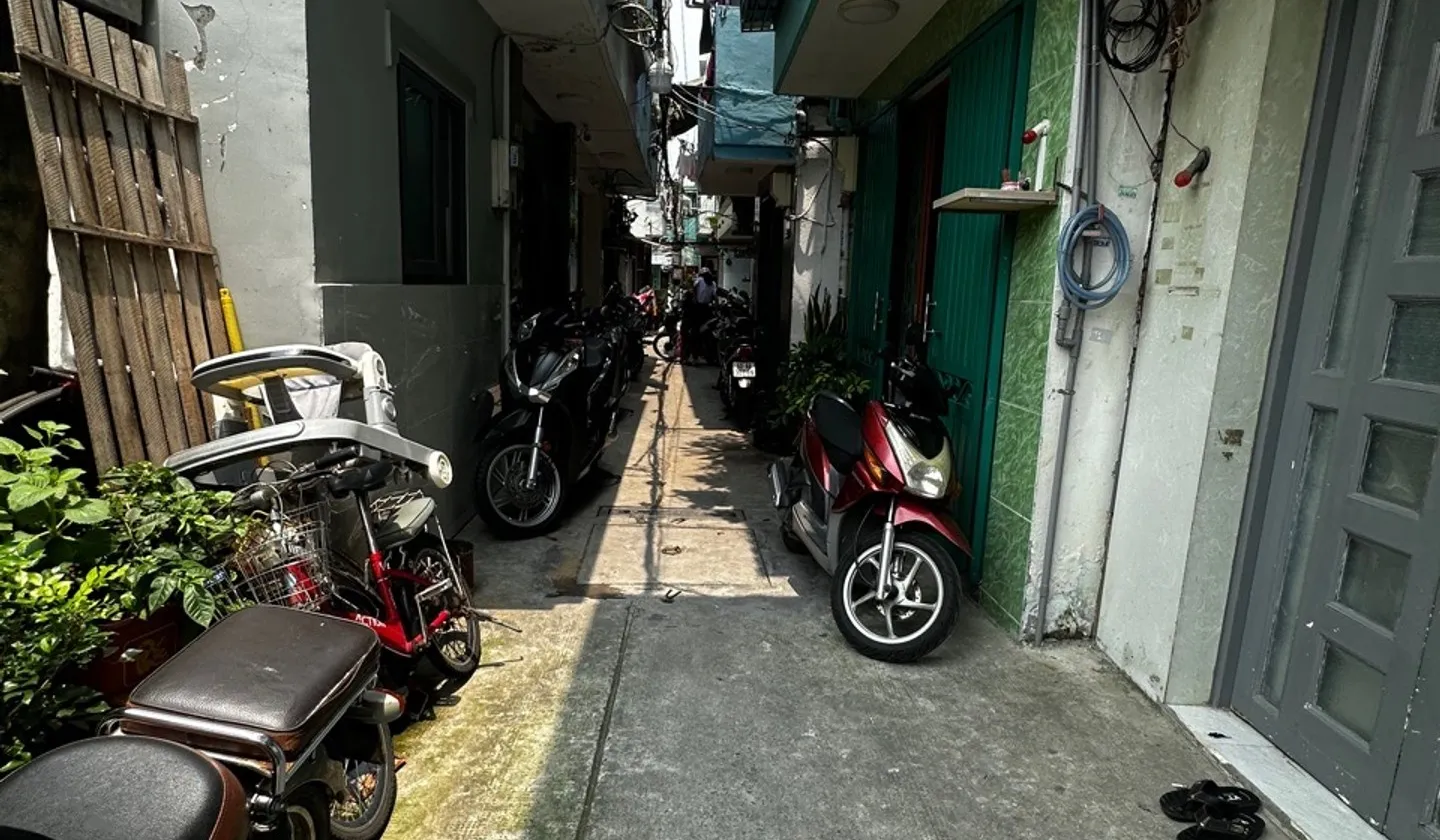 Nhà nhỏ xinh sổ hồng riêng quận 8, vào ở ngay... Bán nhà riêng tại Phú Định, Hồ Chí Minh 01