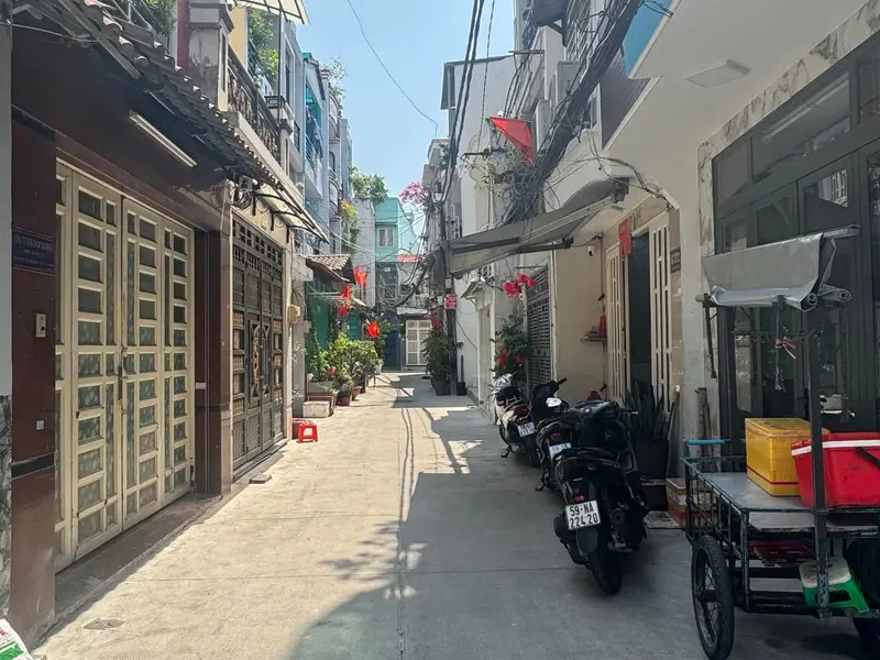 BÁN NHÀ MỚI ĐẸP – GÓC 2 MẶT TIỀN HẺM XE HƠI – LẠC LONG QUÂN, TÂN BÌNH... Bán nhà riêng tại Bảy Hiền, Hồ Chí Minh 01