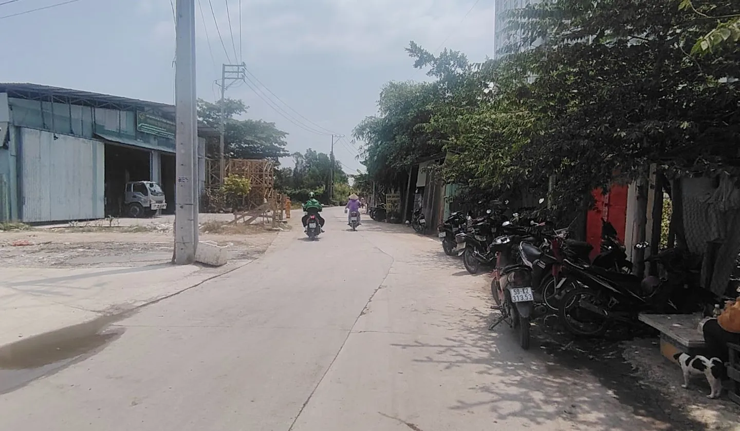 Bán nhà riêng 3 tầng, 107m² tại Phú Thuận, Quận 7, mặt tiền hẻm 5m gần dự án Vlasta Premier... Bán nhà riêng tại Phú Thuận, Hồ Chí Minh 01
