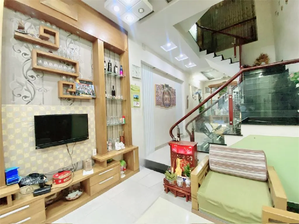 Cơ hội vàng sở hữu nhà 5 tầng trung tâm Quận 10 với giá tốt... Bán nhà riêng tại Hòa Hưng, Hồ Chí Minh 01