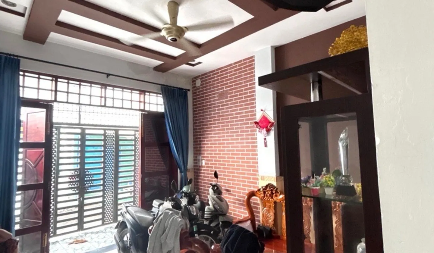 Nhà 3 tầng 5PN tại trung tâm phường Trường Thọ giá gần 6 tỷ... Bán nhà riêng tại Thủ Đức, Hồ Chí Minh 01
