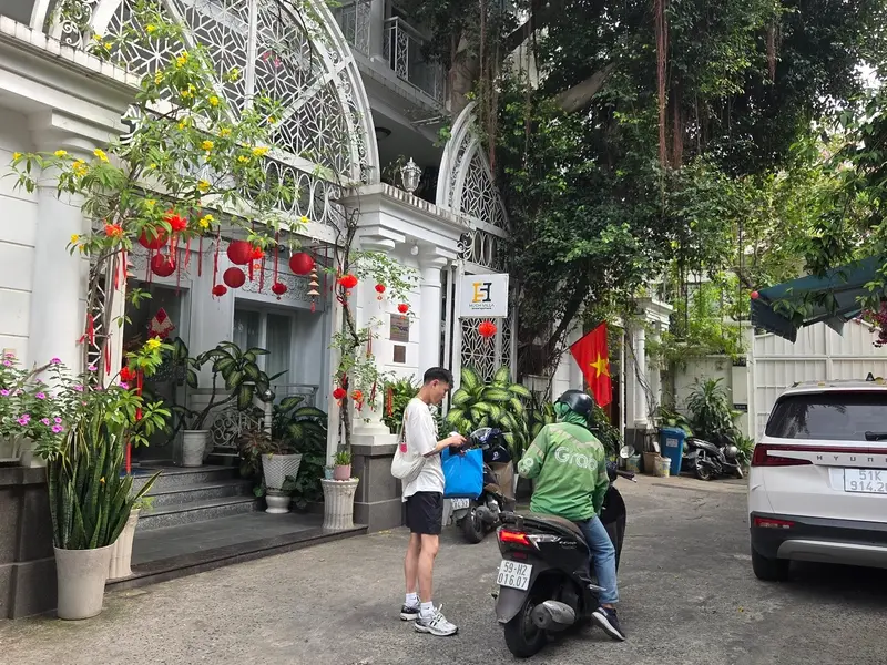 Bán khách sạn 4 sao 9 tầng tại Phường 10, Phú Nhuận, diện tích 302m2, hồ bơi rộng... Bán bất động sản khác tại Phú Nhuận, Hồ Chí Minh 01
