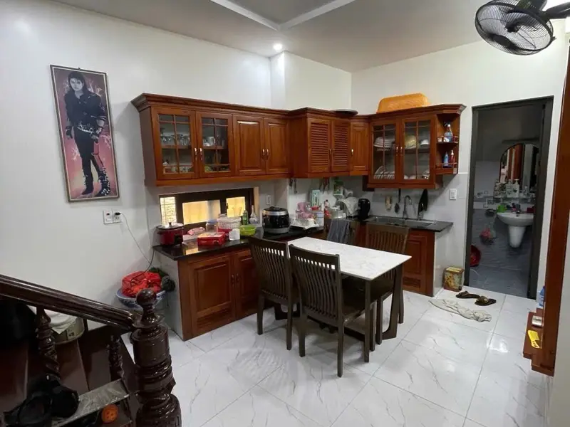 Nhà riêng 3 tầng mặt tiền rộng, vị trí đắc địa tại khu phố chợ sầm uất... Bán nhà riêng tại Lê Chân, Hải Phòng 01