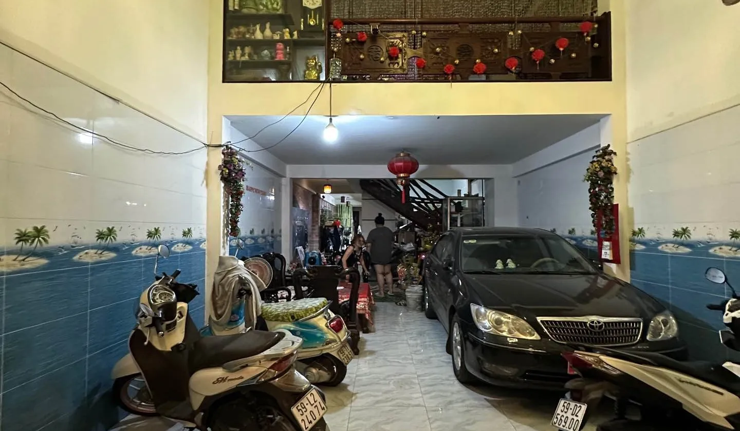 Bán nhà 5 tầng mặt tiền Tân Sơn Nhì, 5m diện tích 128m2... Bán nhà mặt phố tại Tân Sơn Nhì, Hồ Chí Minh 01