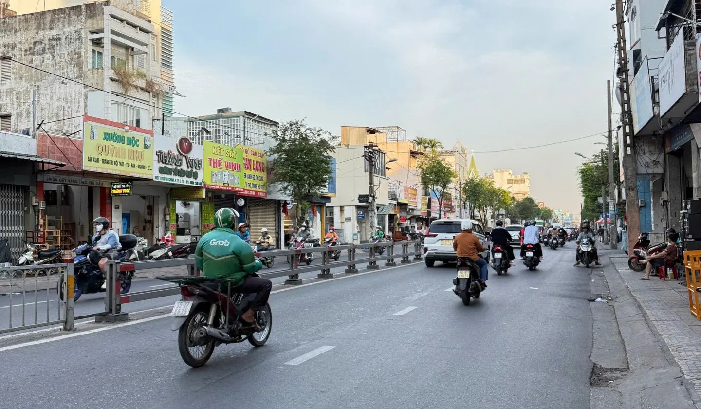 Bán nhà mặt phố 3 tầng 71m2 phường Bảy Hiền giá 14.5 tỷ... Bán nhà mặt phố tại Bảy Hiền, Hồ Chí Minh 01