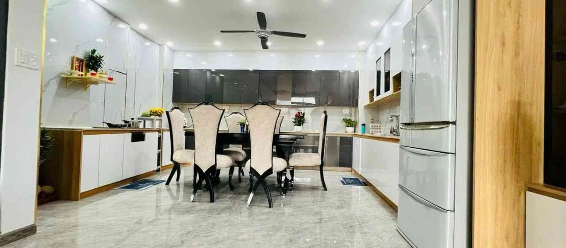 Cơ hội sở hữu nhà 5 tầng hiếm tại trung tâm Quận 2 với giá tốt... Bán nhà riêng tại Bình Trưng, Hồ Chí Minh 01
