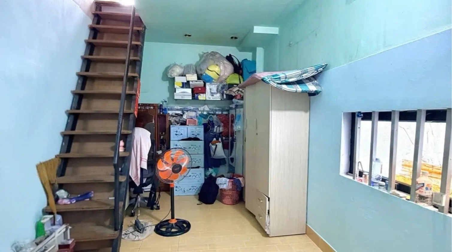 2,25 tỷ có ngay nhà 3 tầng, SHR, hoàn công đầy đủ, 2PN, 2WC... Bán nhà riêng tại Bình Hưng Hòa, Hồ Chí Minh 01
