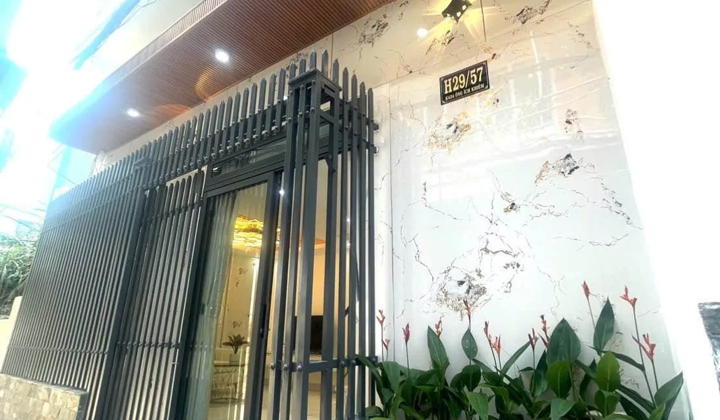 Cơ hội hiếm có sở hữu nhà 2,5 tầng rộng rãi tại khu vực Ông Ích Khiêm... Bán nhà riêng tại Thanh Khê, Đà Nẵng 01