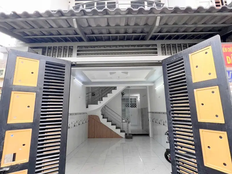 💲💲GIÁ CHỈ 4 TỶ 290 TR ( TL)
🏡 NHÀ 2 TẦNG _CĂN GÓC 2 MẶT TIỀN_ ĐẸP KIÊN CỐ _HẺM XE HƠI VÀO NHÀ... Bán nhà riêng tại Thới An, Hồ Chí Minh 01