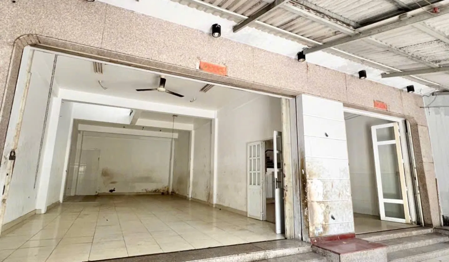 Nhà 3 tầng btct, hẻm ô tô quay đầu, dt đẹp 200m2, chỉ 15t nhỉnh nhẹ... Bán nhà riêng tại Bình Trị Đông, Hồ Chí Minh 01
