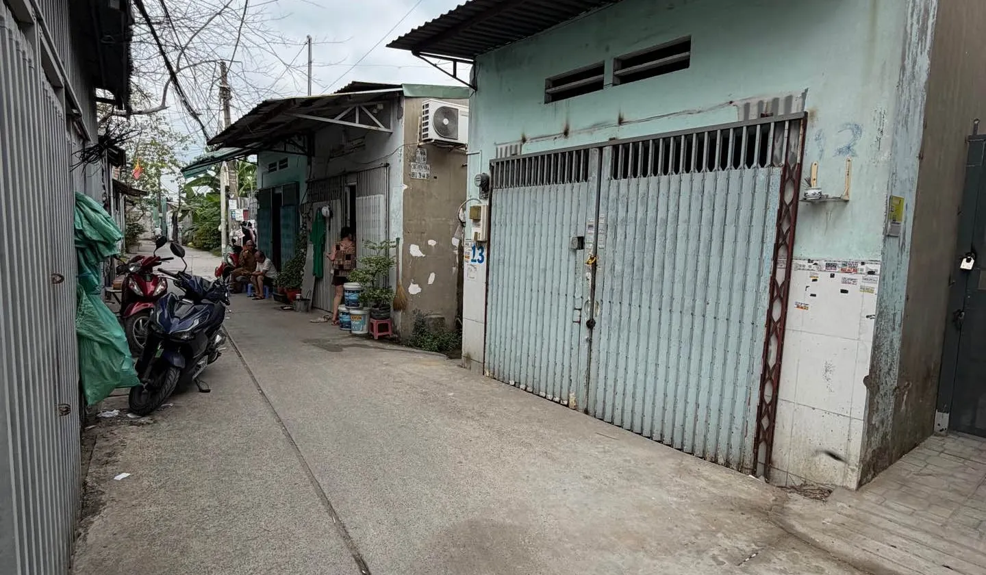 BÁN NHÀ ĐẸP – FULL NỘI THẤT – GẦN CHỢ THỚI HÒA – GIÁ CHỈ NHỈNH 4 TỶ📍 Vị trí: Đường Thới Hòa, khu... Bán nhà riêng tại Vĩnh Lộc, Hồ Chí Minh 01
