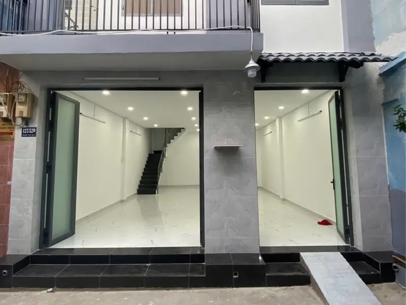 Bán nhà riêng 2 tầng tại Phường Hòa Bình, Hồ Chí Minh, diện tích 50 m2, pháp lý rõ ràng... Bán nhà riêng tại Hòa Bình, Hồ Chí Minh 01
