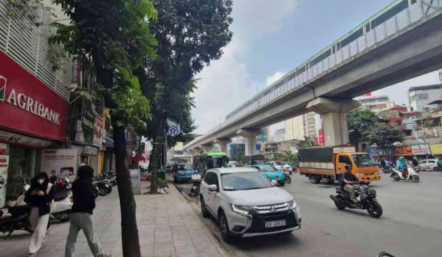 Bán nhà mặt phố Nguyễn Trãi Thanh Xuân, Hà Nội, kinh doanh vỉa hè rộng... Bán nhà mặt phố tại Thanh Xuân, Hà Nội 01