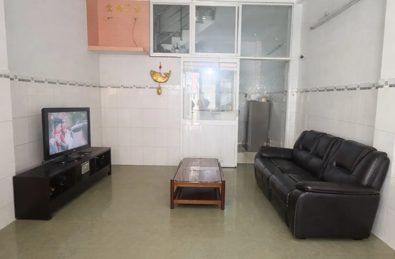 Bán nhà 3 tầng gần quận 6, diện tích 37m², giá 5.1 tỷ... Bán nhà riêng tại Bình Trị Đông, Hồ Chí Minh 01