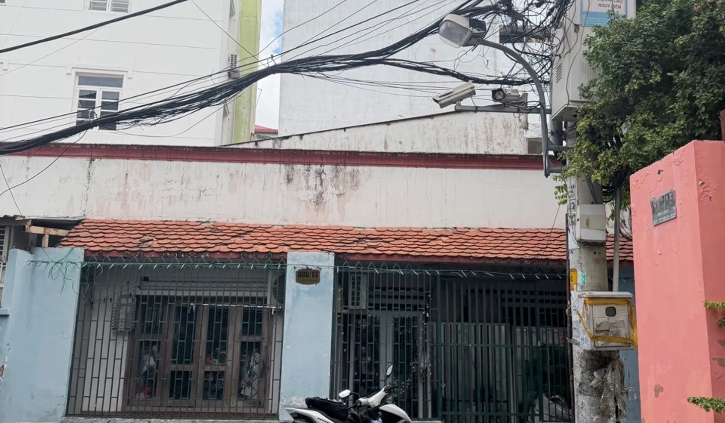 Nhà Lô Góc Hẻm Xe Hơi Trung Tâm Tân Bình... Bán nhà riêng tại Tân Hòa, Hồ Chí Minh 01