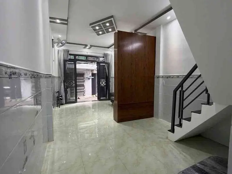 Nhà trung tâm Quận 6 giá chỉ hơn 3 tỷ - cơ hội sở hữu hiếm có... Bán nhà riêng tại Bình Tiên, Hồ Chí Minh 01