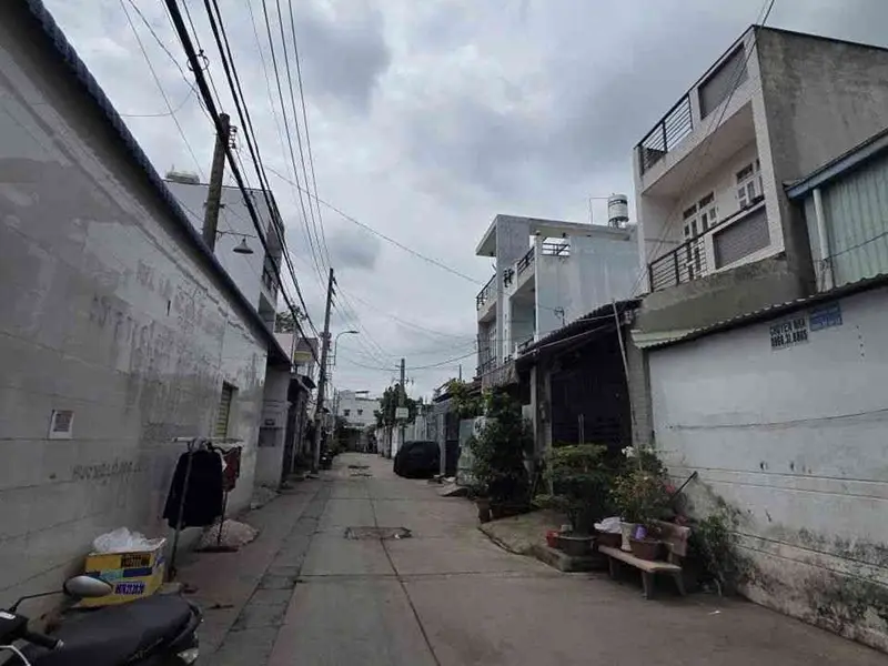 Nhà riêng hẻm xe tăng, một bước ra Hương Lộ 80... Bán nhà riêng tại Bình Tân, Hồ Chí Minh 01