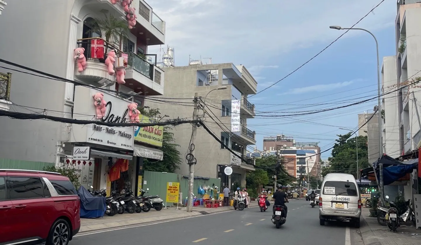 Nhà mặt phố 4 tầng kinh doanh đỉnh, đã giảm giá cực sốc... Bán nhà mặt phố tại Tây Thạnh, Hồ Chí Minh 01