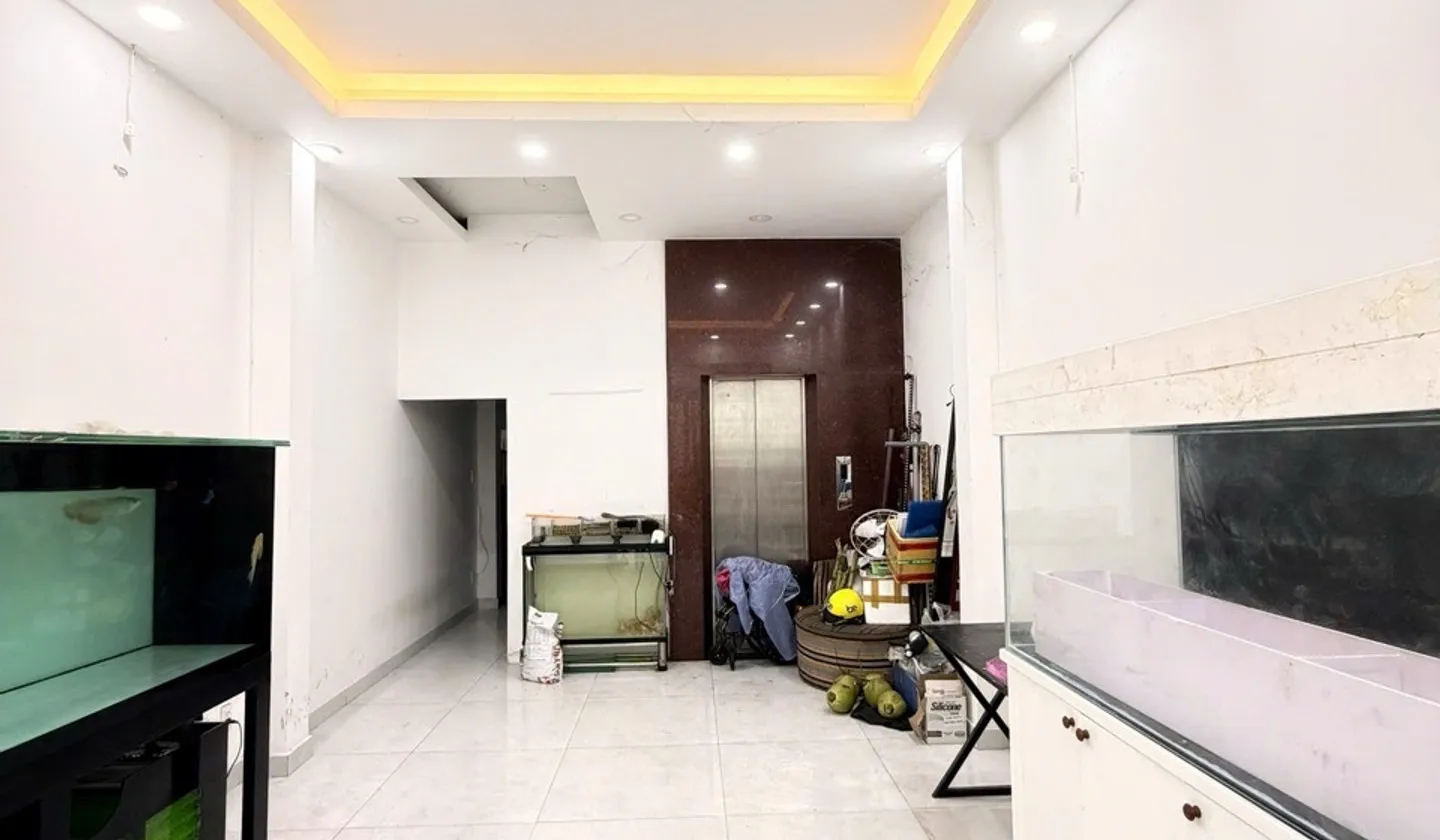 Nhà 4 tầng có thang máy hẻm ô tô - cơ hội hiếm tại Bàu Cát, Tân Bình... Bán nhà riêng tại Tân Bình, Hồ Chí Minh 01