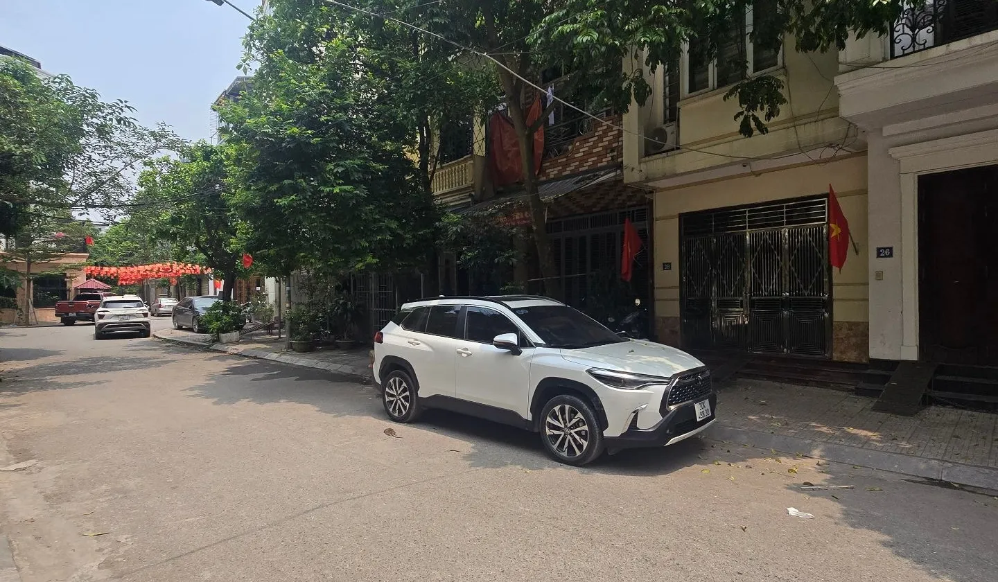 Cơ hội sở hữu nhà 4 tầng tại Văn Phú với giá cạnh tranh hiếm có... Bán nhà riêng tại Kiến Hưng, Hà Nội 01
