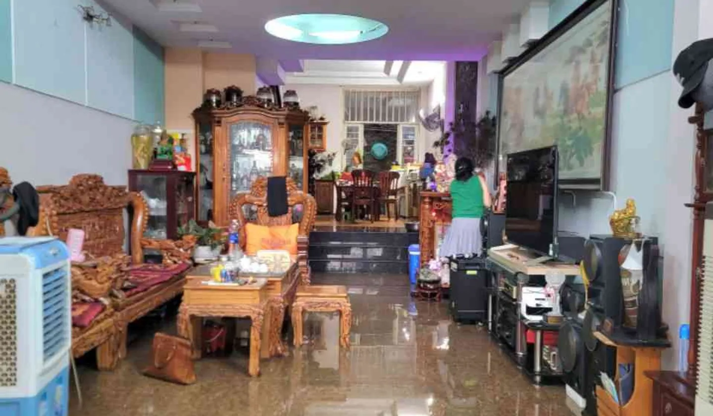 Bán nhà riêng 3 tầng hướng Đông tại phường Tân Hương, diện tích 86m², hẻm ô tô 8m... Bán nhà riêng tại Phú Thọ Hòa, Hồ Chí Minh 01