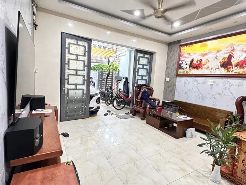 Bán nhà riêng 3 tầng phường Trung Mỹ Tây, TP HCM, diện tích 88,4 m2, giá 4,1 tỷ... Bán nhà riêng tại Trung Mỹ Tây, Hồ Chí Minh 01