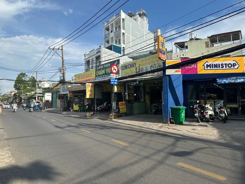 Bán nhà mặt phố Lê Đức Thọ ,rộng 167m2, 2 tầng, mặt tiền 6,1m... Bán nhà mặt phố tại An Hội Đông, Hồ Chí Minh 01