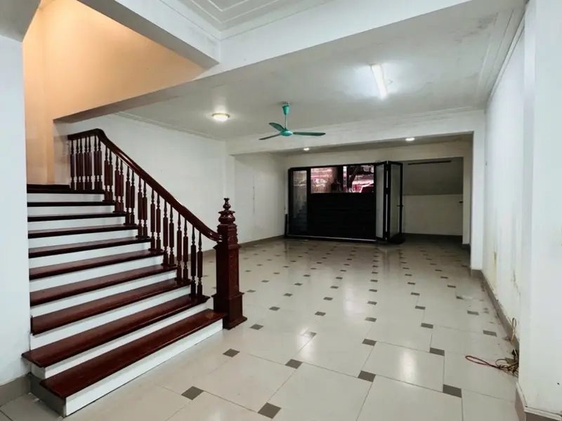 Anh Nam 100 bán gấp nhà dt 142m2,ở Hoàng Hoa Thám,Ql17, TP Bắc Giang,giá trên 5tỷ,LH 0353 732 090... Bán nhà mặt phố tại Bắc Giang, Bắc Ninh 01