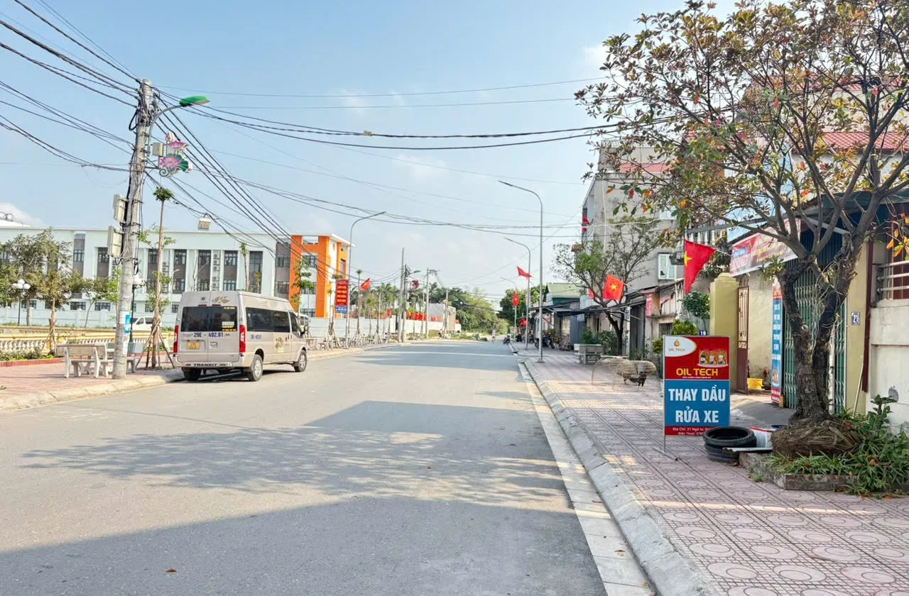 🌺NỞ HẬU - GẦN BÃI ĐỖ XE - CÁCH TRỤC CHÍNH KINH DOANH 60M - CÁCH ĐƯỜNG QL23B CHỈ 300M🌺
 Nam Hồng... Bán đất tại Phúc Thịnh, Hà Nội 01