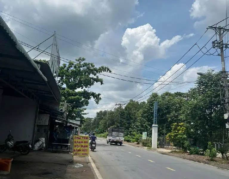 Nhà mặt phố 2 tầng, 141m2, 4 phòng ngủ, giá 12.9 tỷ tại quận Mai Bá Hương... Bán nhà mặt phố tại Bình Lợi, Hồ Chí Minh 01