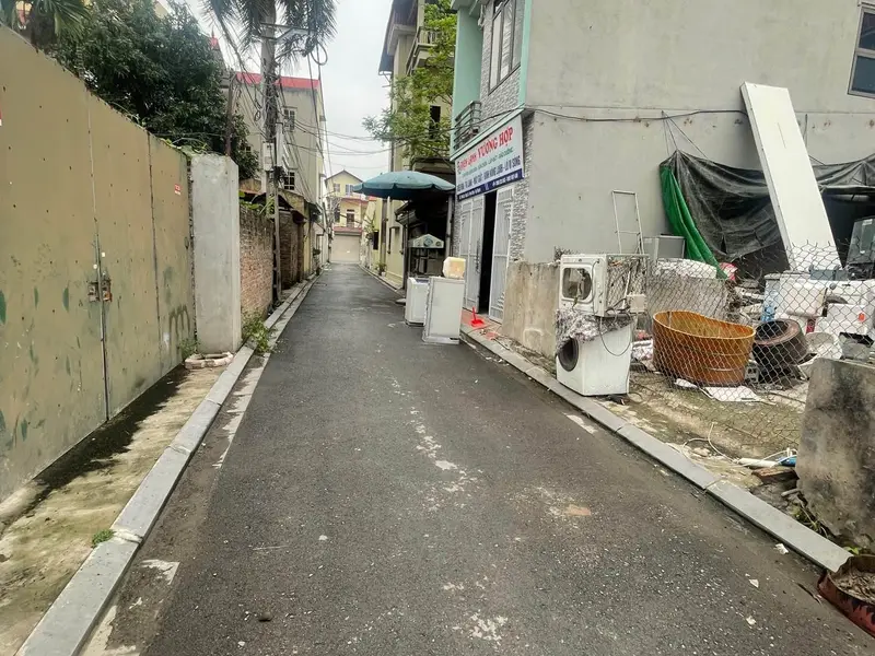 Bán đất 70m² có sổ đỏ tại Thôn Mai Châu - chân cầu thượng cát ngõ thông cách trục kimh doanh 10m... Bán đất tại Thiên Lộc, Hà Nội 01