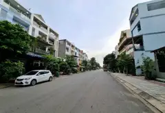 Bán CHDV mặt t.i.ề.n đường số KDC Bình Điền P.7 Q.8. Diện tích 160m2. Kết cấu 4 tầng, 11 phòng.... Bán nhà mặt phố tại Bình Đông, Hồ Chí Minh 01