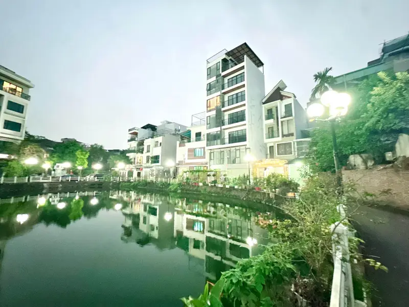 Bán nhà riêng 4 tầng view hồ tại quận Long Biên... Bán nhà riêng tại Bồ Đề, Hà Nội 01